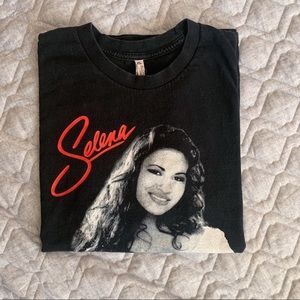 SELENA QUINTANILLA T-SHIRT